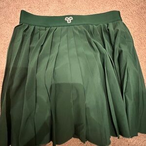 Aritzia green tennis skirt